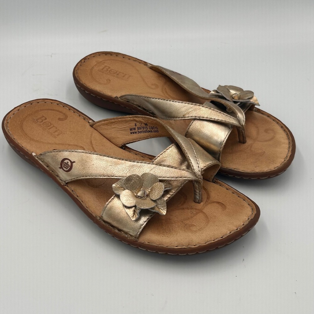 Born Gold Leather Flower Thong Sandals Womens 8 Metallic Flat Shoes Boho Comfort